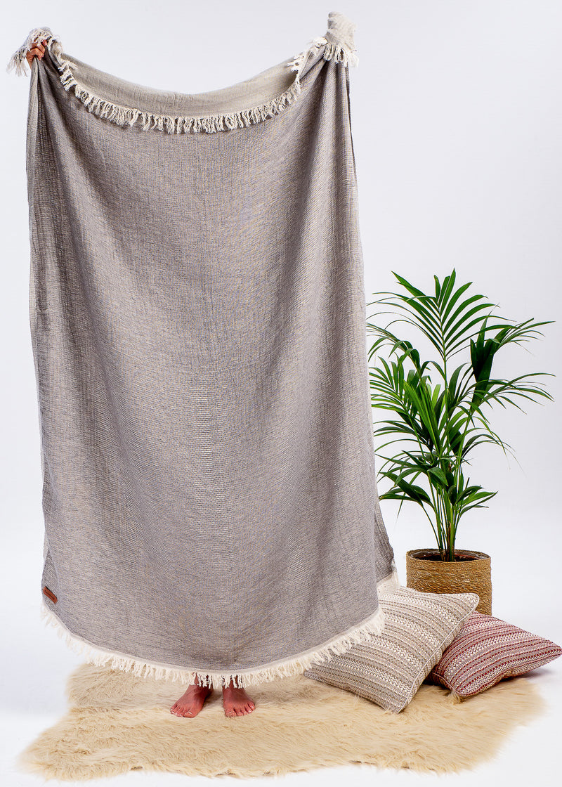 holistic lifestyle Luxury Minimalist Turkish towel decorative throw blanket for sofa bedroom decor idea for boho look Bezzazan